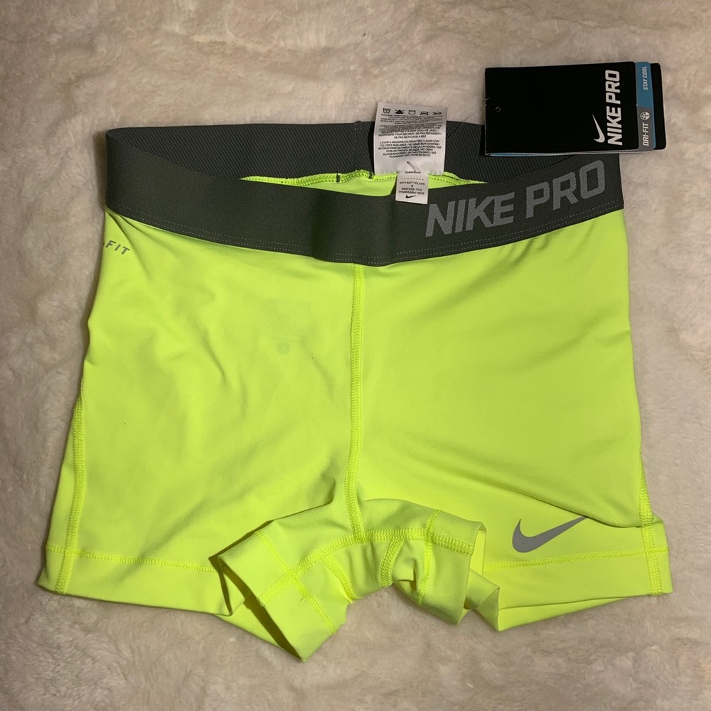 Nike Pro Dri-fit Women’s shorts